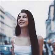 Hi i am mother tongue in English.
I was born in London, and i have good knowledge of Italian. I would love to teach English and it pronunciation. For a better knowledge in the student learning the language